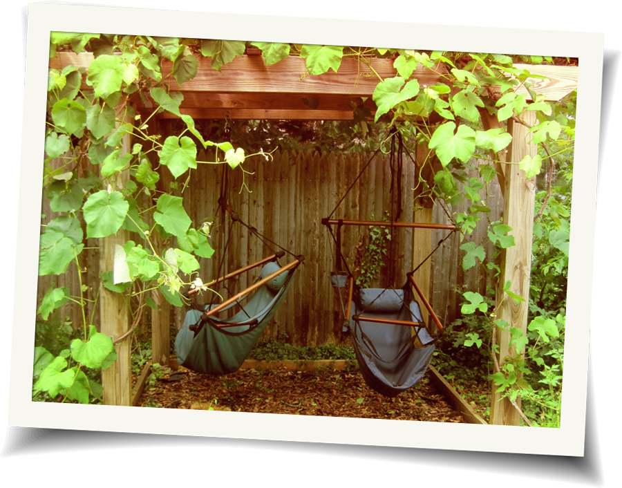 photo-gardener-horiz-chairs